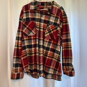 Men’s flannel shirt